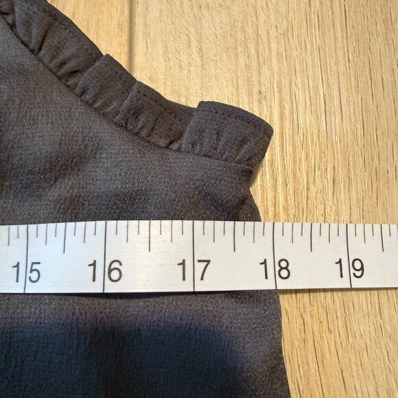 🩶 Dark Gray Ruffle Trim Camisole | Express | Size S - Picture 8 of 9